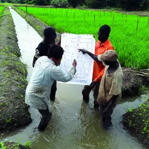 People reading a map in a Smart-valley.